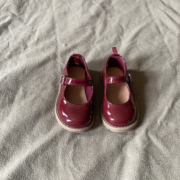 Toddler Mary Jane shoes - Picture 1 of 5